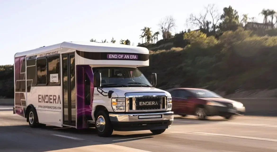 Non-CDL+Shuttle+Bus